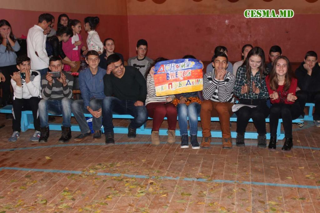 kvn-bez-druzey-menya-chut-chut-14