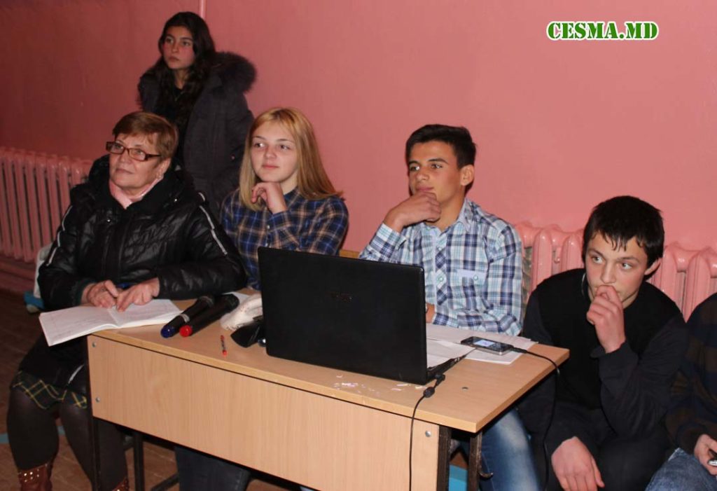 kvn-bez-druzey-menya-chut-chut-19