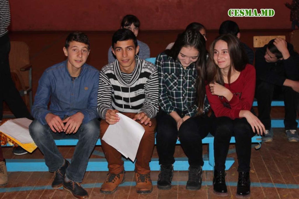 kvn-bez-druzey-menya-chut-chut-4