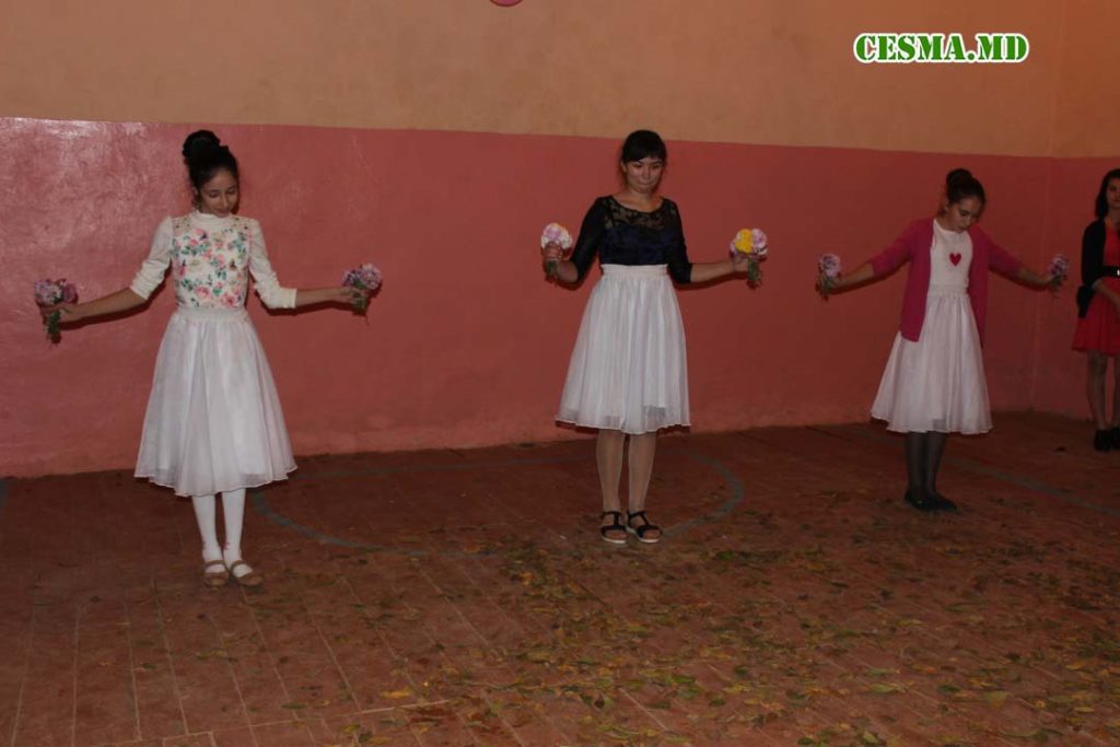 kvn-bez-druzey-menya-chut-chut-7