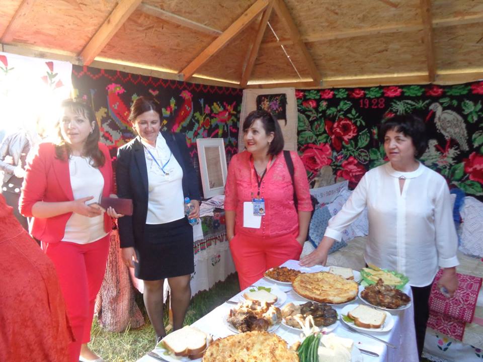 18403368_807281119428423_6597118946602845869_n